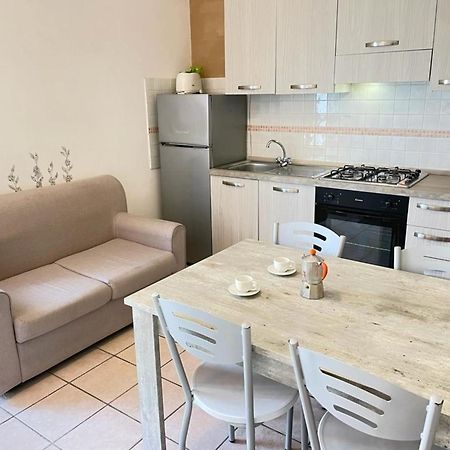 מרינה די קמרוטה Appartamento Lavigna מראה חיצוני תמונה